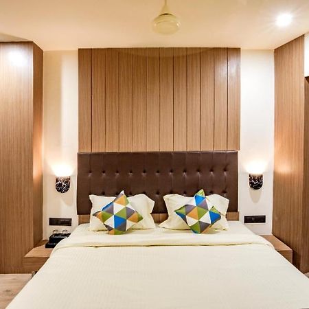 Hotel Nexus Rajkot Ngoại thất bức ảnh