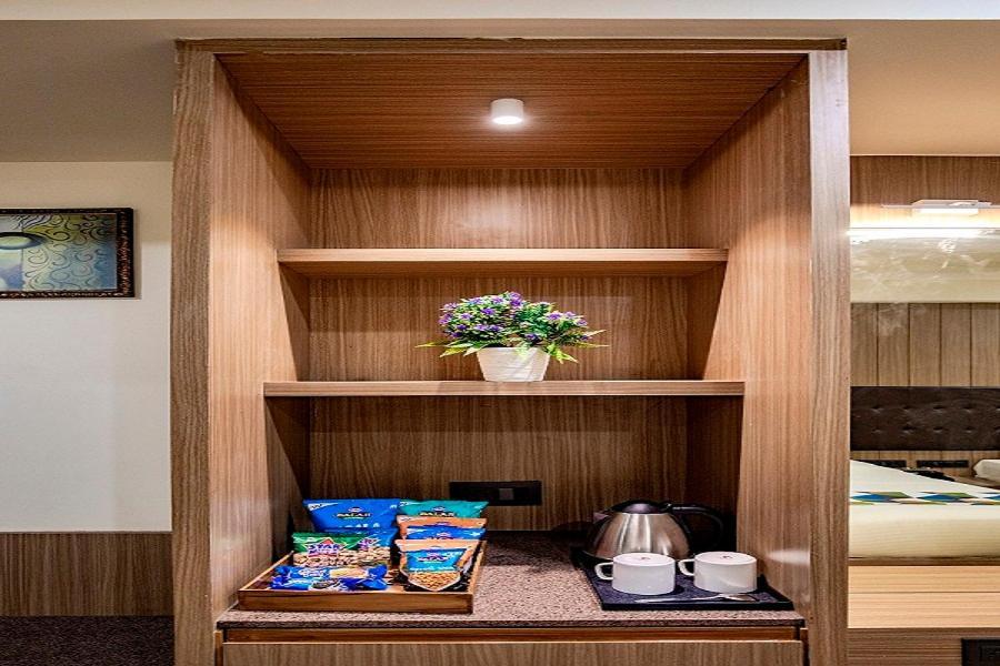 Hotel Nexus Rajkot Ngoại thất bức ảnh