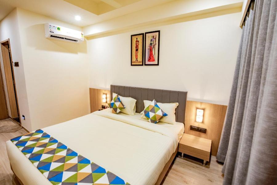 Hotel Nexus Rajkot Ngoại thất bức ảnh